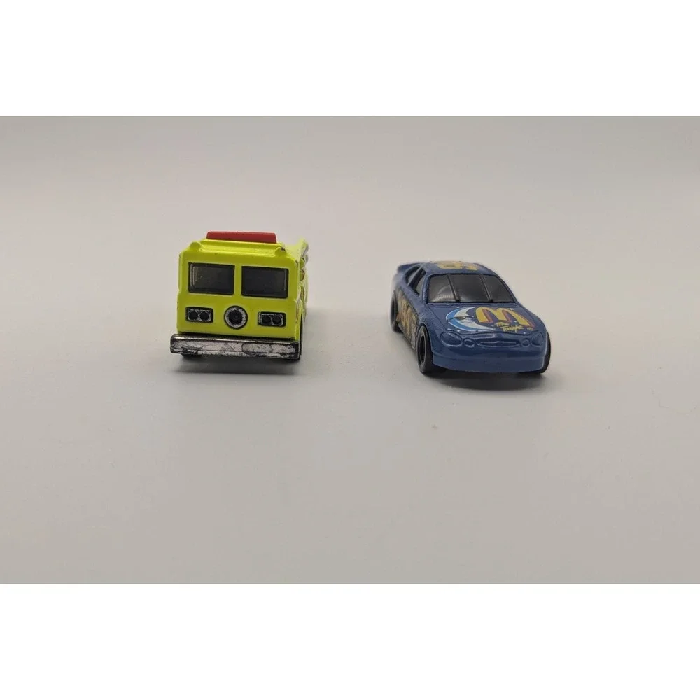 Hot Wheels 1976 Fire Truck & 1998 Mac Tonight Bill Elliott 94 NASCAR Diecast Lot